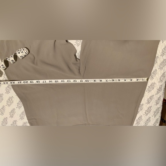 NWT Eileen Fisher Silk Georgette Wide Leg Pant in Stone Taupe - Size 12. - Picture 16 of 16
